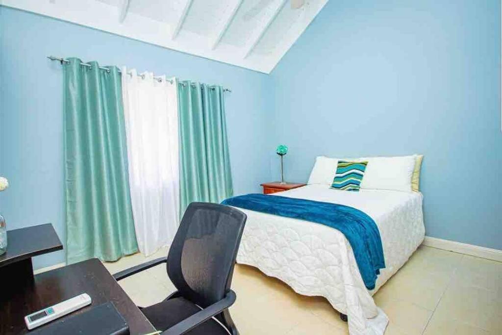 Villa @ The Palms - Ocho Rios Richmond ภายนอก รูปภาพ