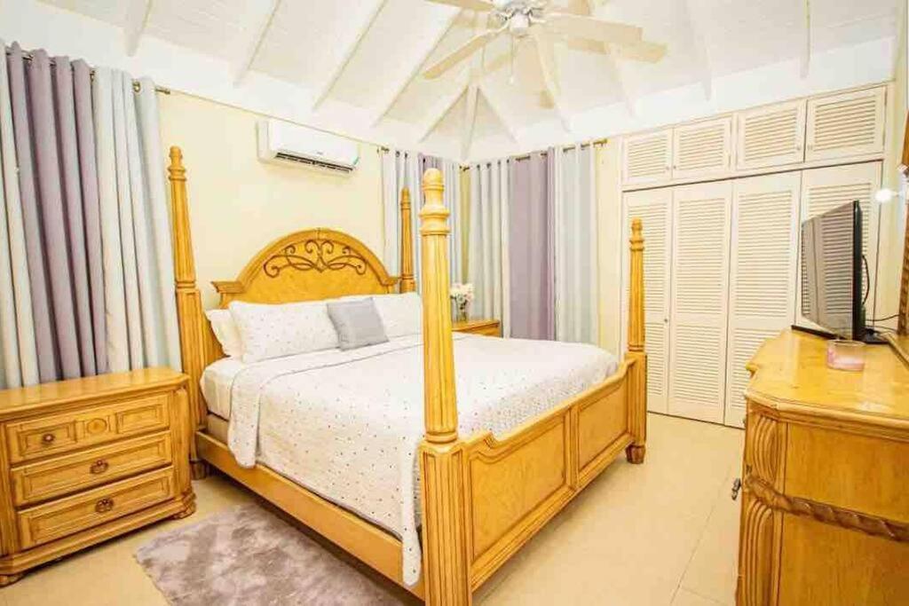 Villa @ The Palms - Ocho Rios Richmond ภายนอก รูปภาพ