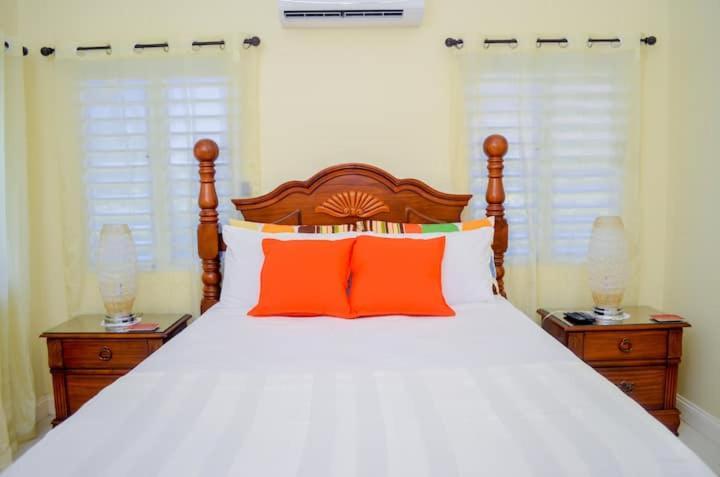 Villa @ The Palms - Ocho Rios Richmond ภายนอก รูปภาพ